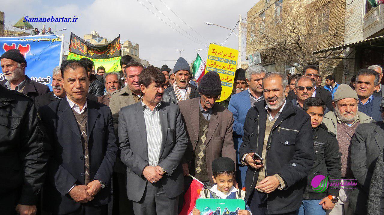 حضور شهردار و مسئولین شهر سامان در راهپیمایی 22 بهمن ماه 